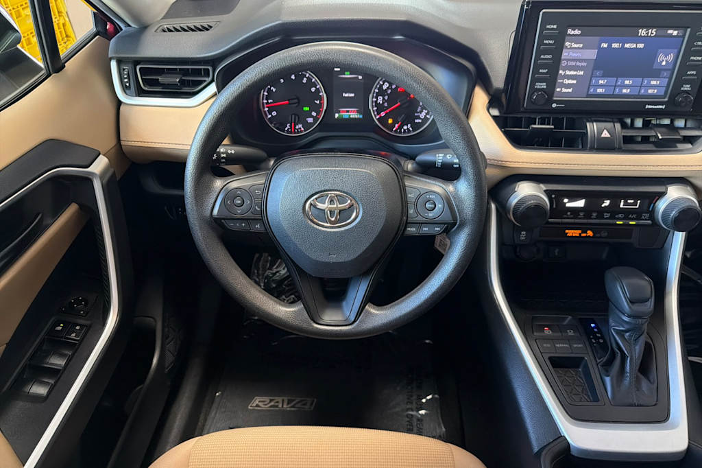 Thumbnail: 2020 Toyota RAV4 - 12