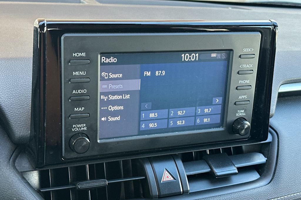 Thumbnail: 2019 Toyota RAV4 - 14