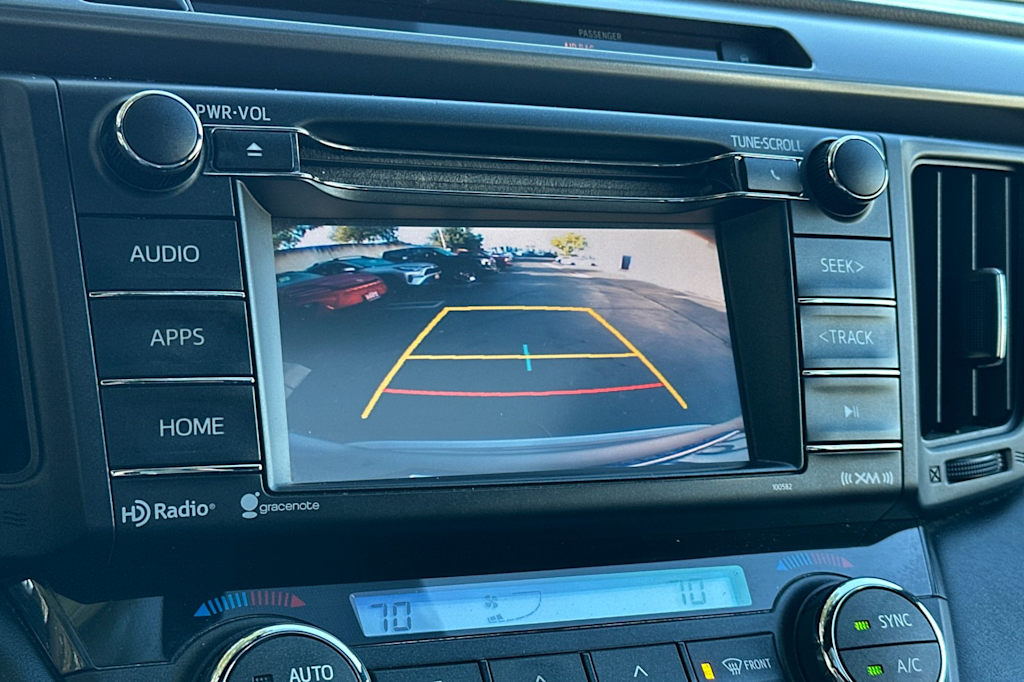 Thumbnail: 2016 Toyota RAV4 - 25