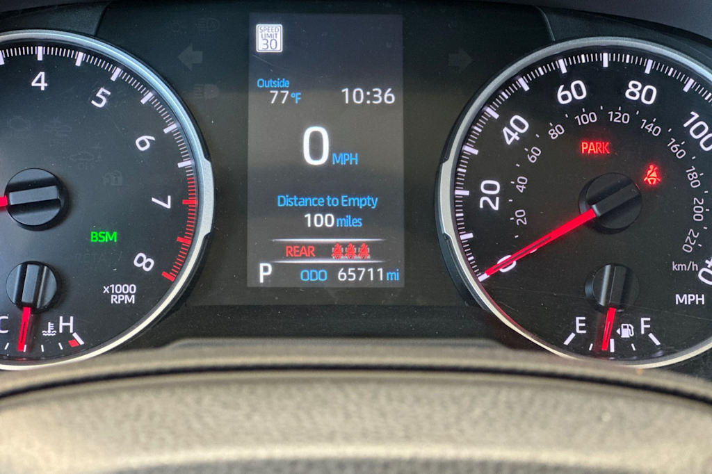 Thumbnail: 2022 Toyota RAV4 - 32