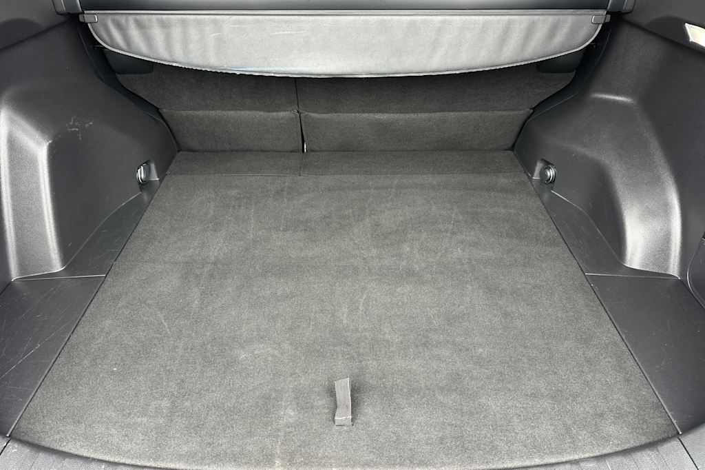 Thumbnail: 2022 Toyota RAV4 - 17