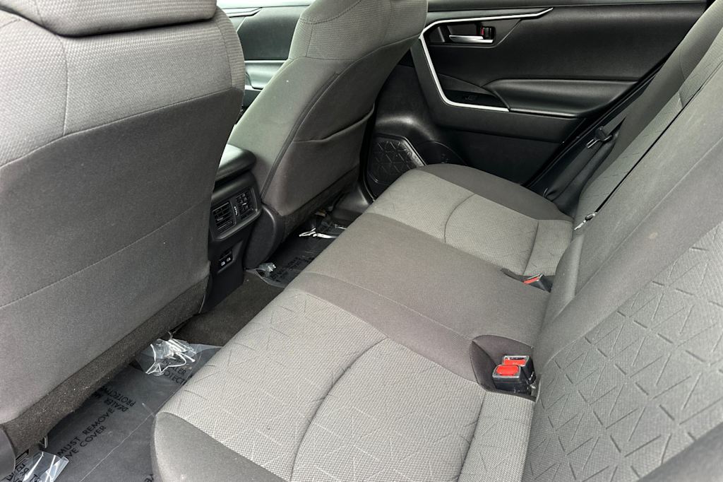 Thumbnail: 2022 Toyota RAV4 - 12