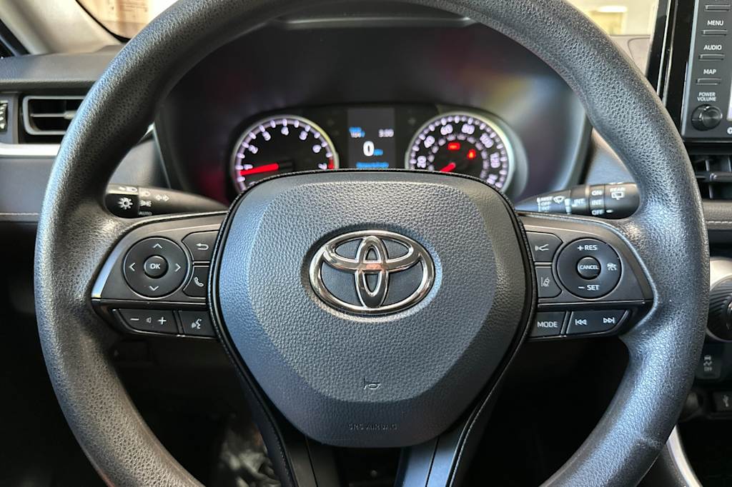 Thumbnail: 2022 Toyota RAV4 - 29