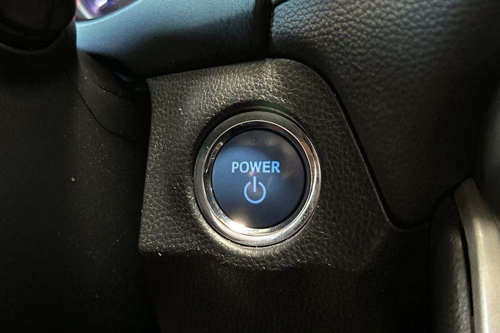 Thumbnail: 2020 Toyota RAV4 - 28