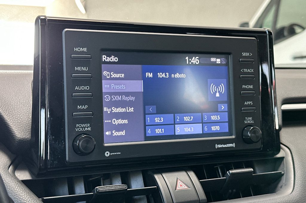 Thumbnail: 2020 Toyota RAV4 - 13