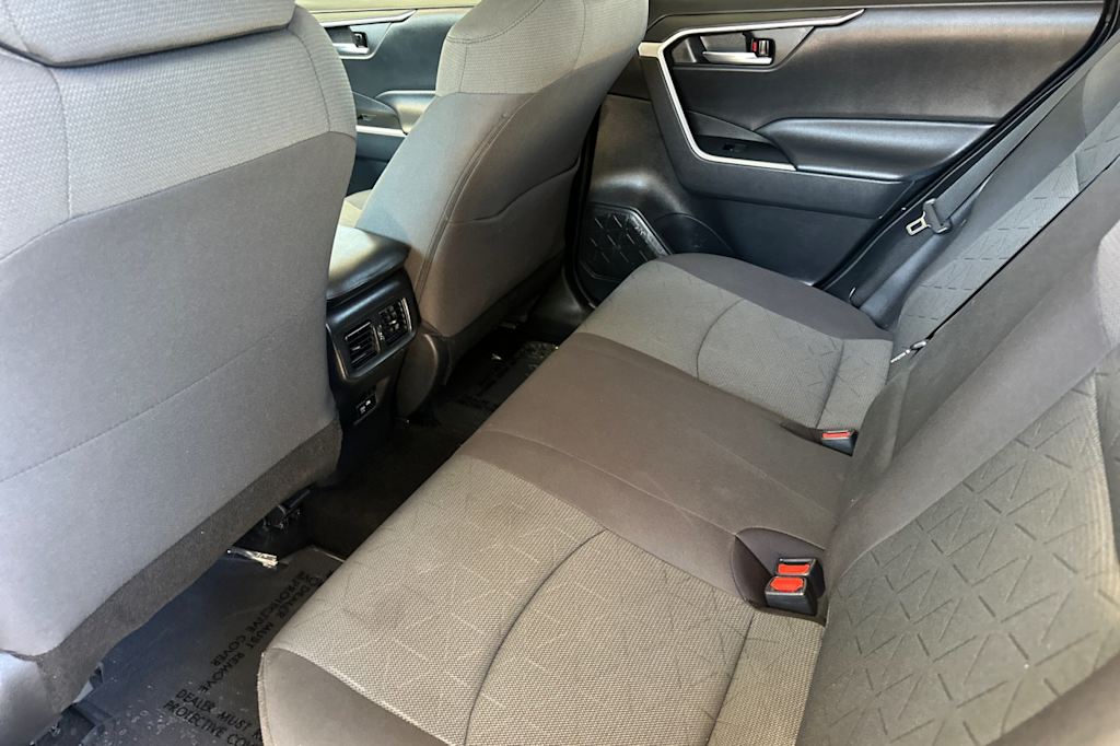 Thumbnail: 2021 Toyota RAV4 - 11