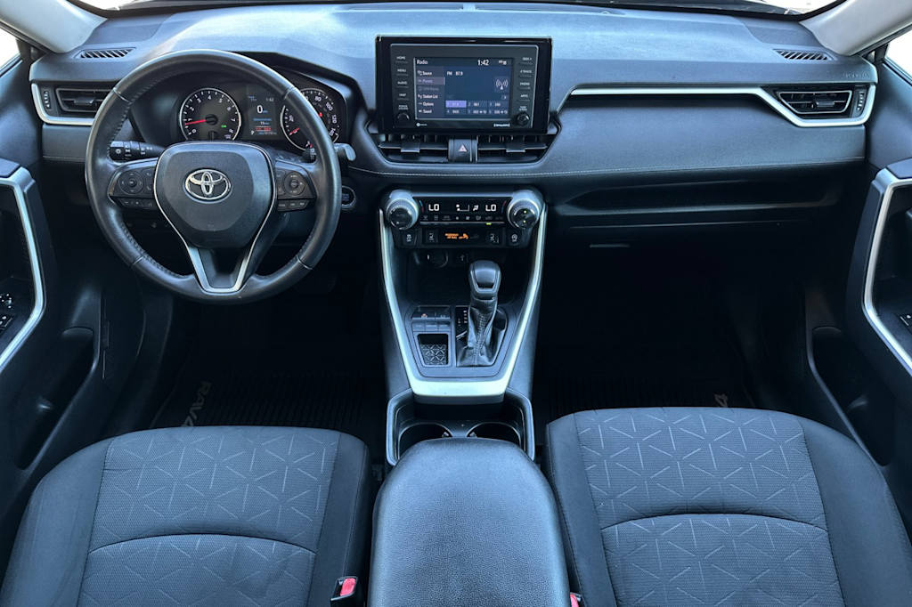 Thumbnail: 2020 Toyota RAV4 - 2