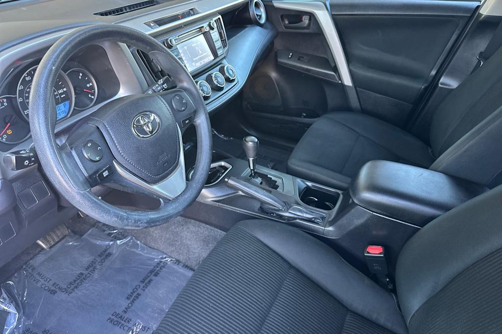 Thumbnail: 2016 Toyota RAV4 - 9