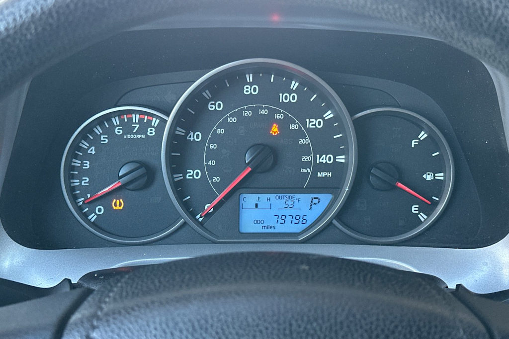 Thumbnail: 2016 Toyota RAV4 - 16