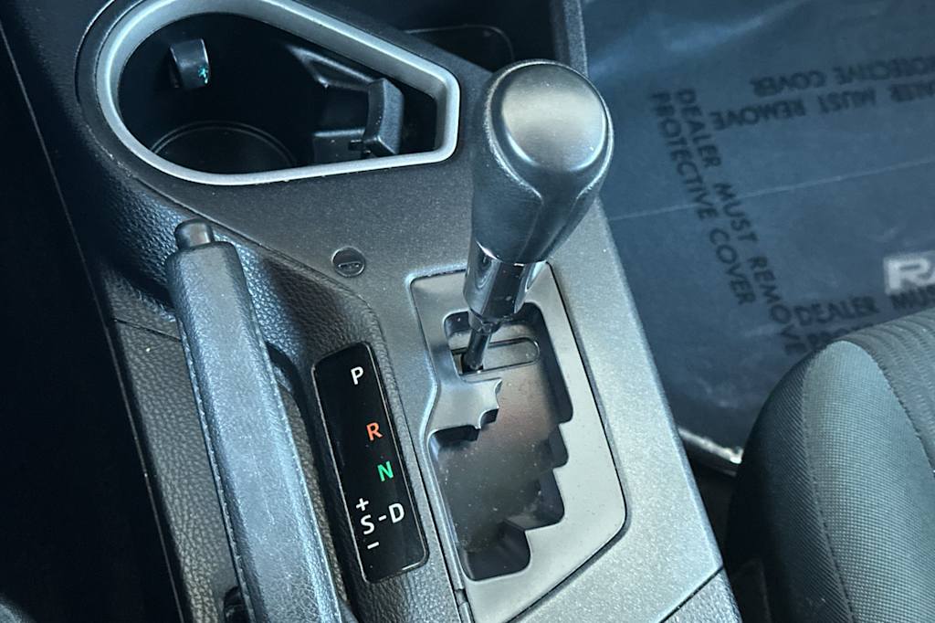 Thumbnail: 2016 Toyota RAV4 - 15