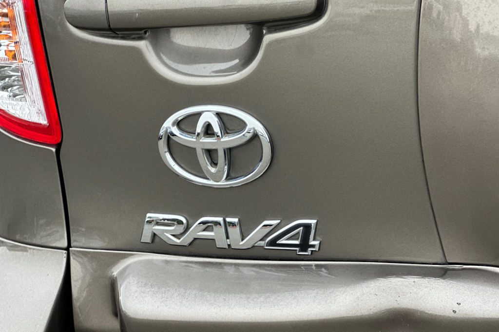 Thumbnail: 2011 Toyota RAV4 - 7