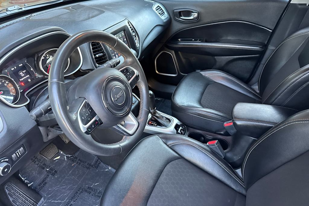 Thumbnail: 2021 Jeep Compass - 10