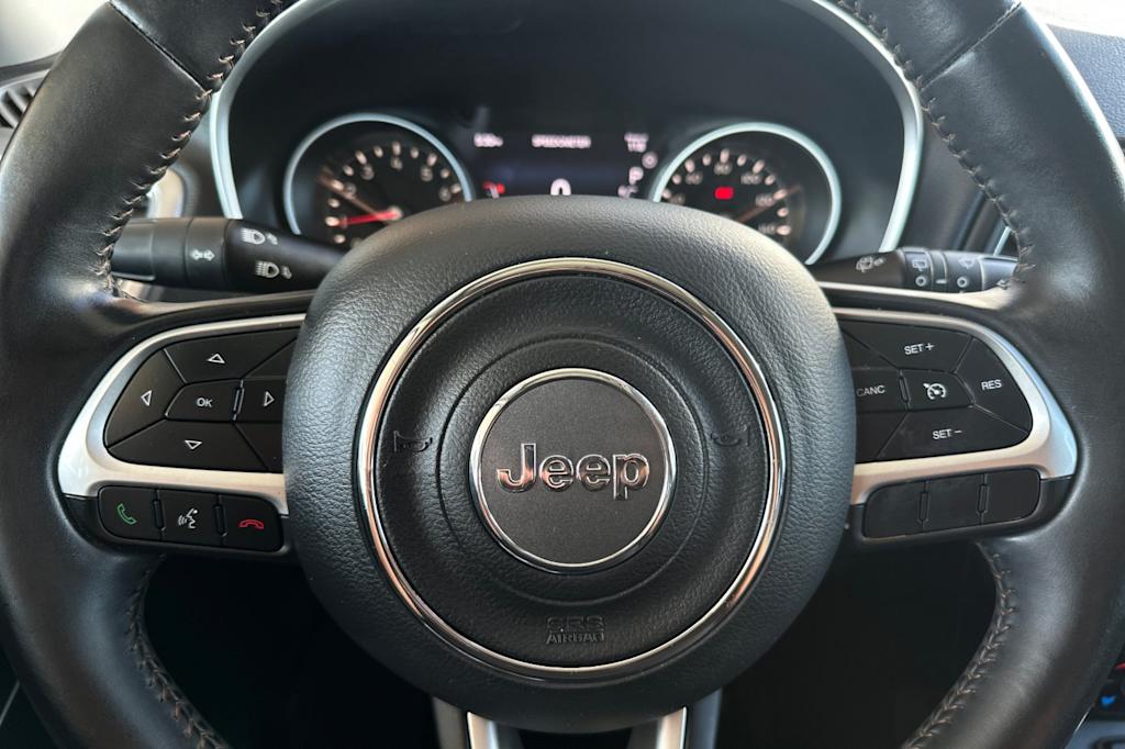 Thumbnail: 2018 Jeep Compass - 28