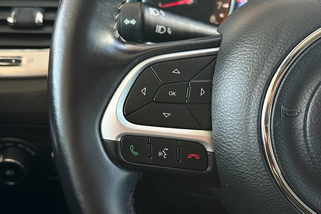 Thumbnail: 2018 Jeep Compass - 29