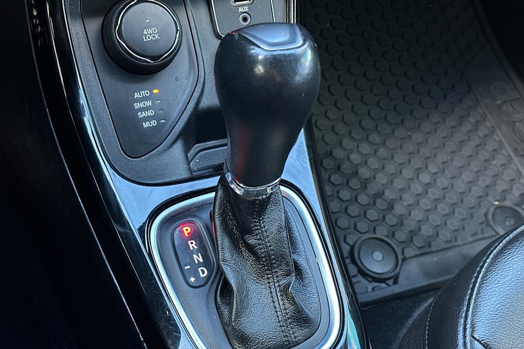 Thumbnail: 2021 Jeep Compass - 14