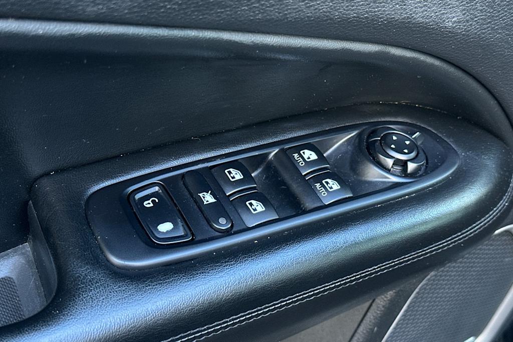 Thumbnail: 2021 Jeep Compass - 22