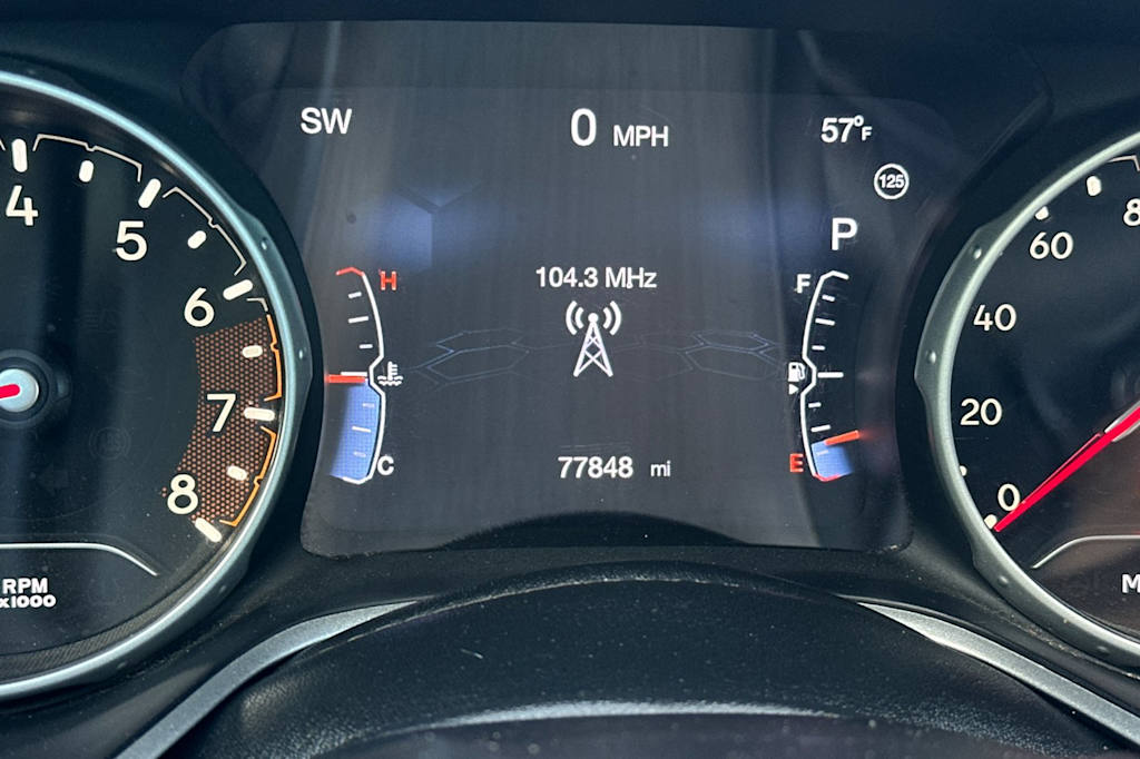 Thumbnail: 2021 Jeep Compass - 32