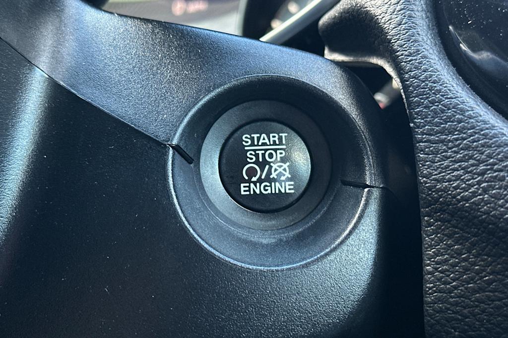 Thumbnail: 2021 Jeep Compass - 28