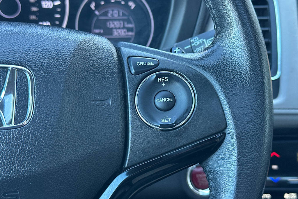 Thumbnail: 2016 Honda HR-V - 31