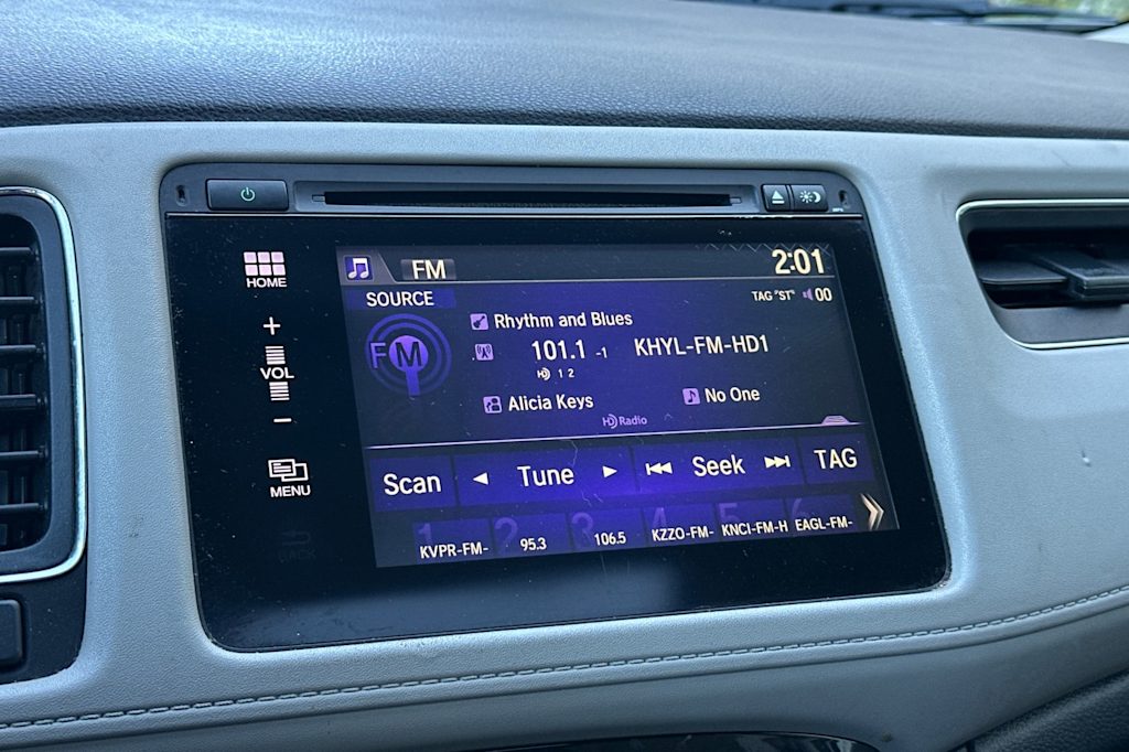 Thumbnail: 2016 Honda HR-V - 13