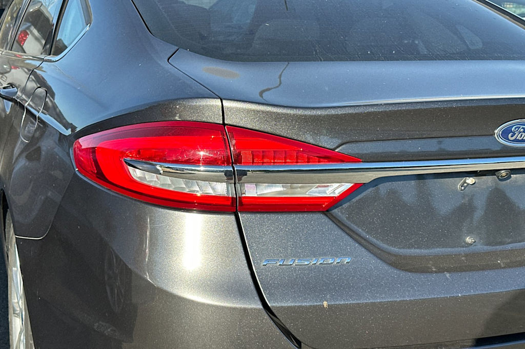 Thumbnail: 2017 Ford Fusion - 17