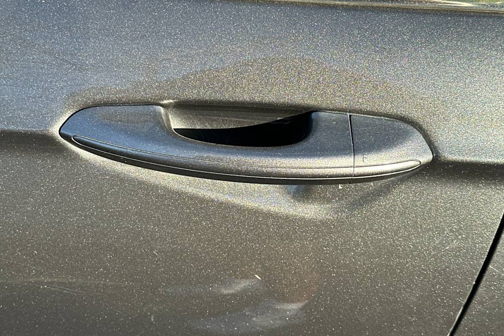 Thumbnail: 2017 Ford Fusion - 21