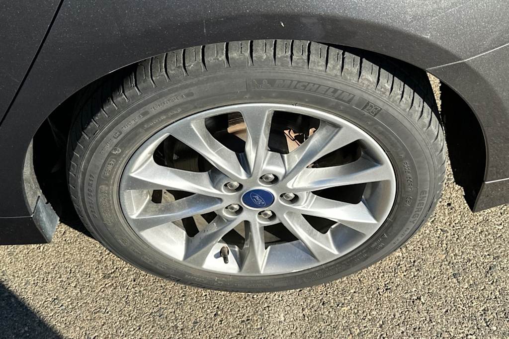 Thumbnail: 2017 Ford Fusion - 20