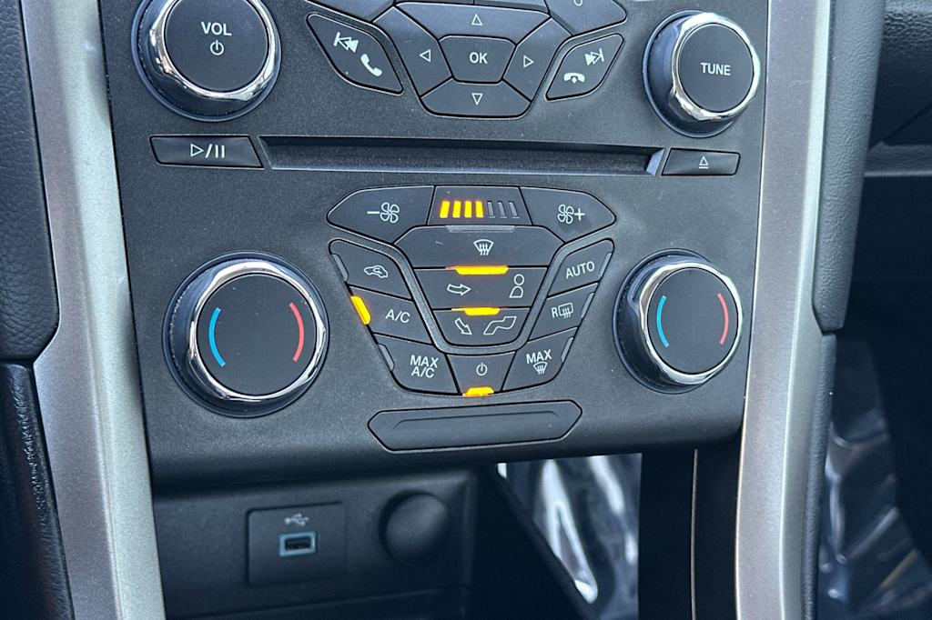 Thumbnail: 2018 Ford Fusion - 25