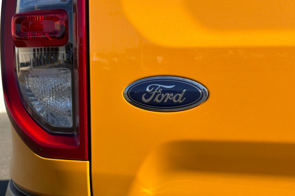 Thumbnail: 2023 Ford Bronco Sport - 7