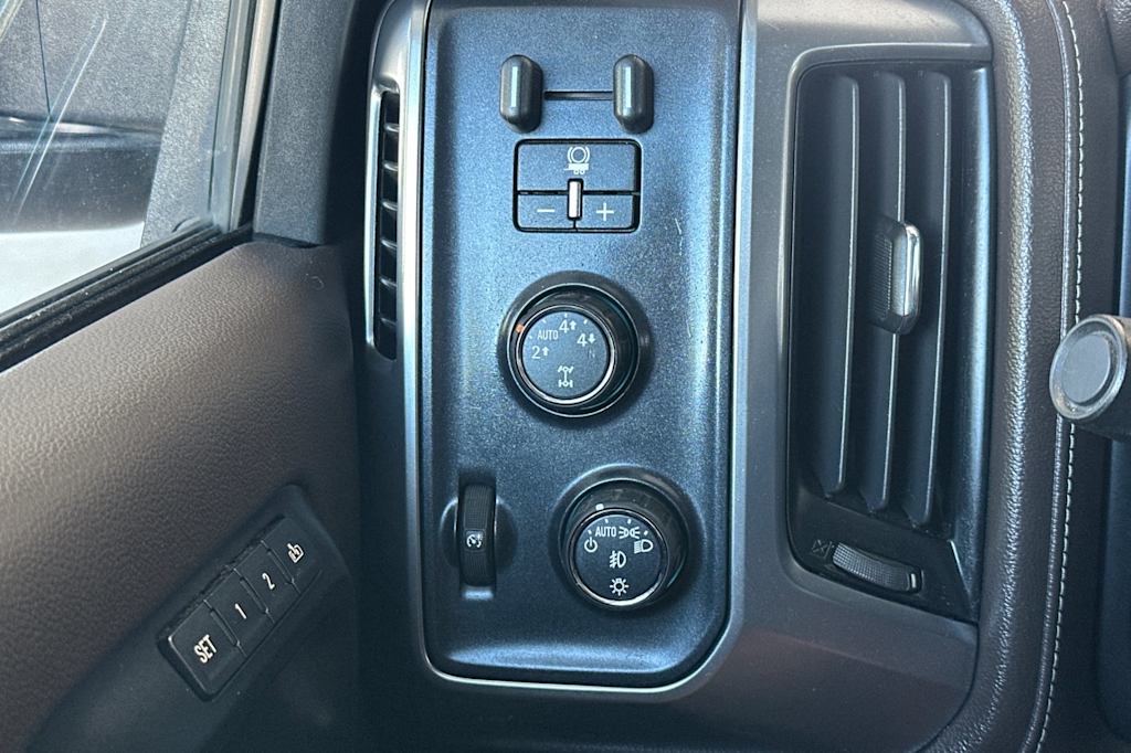 2014 Chevrolet Silverado 1500 LTZ Z71 30