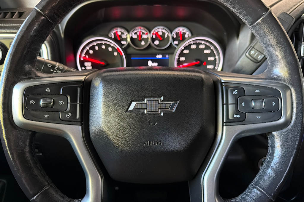 Thumbnail: 2020 Chevrolet Silverado 1500 - 29