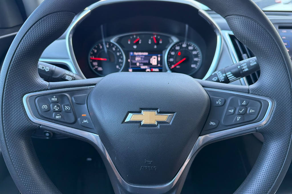 Thumbnail: 2022 Chevrolet Equinox - 28