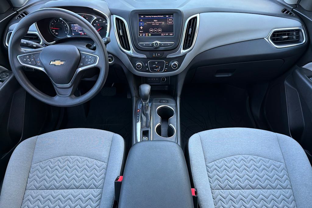 Thumbnail: 2022 Chevrolet Equinox - 2