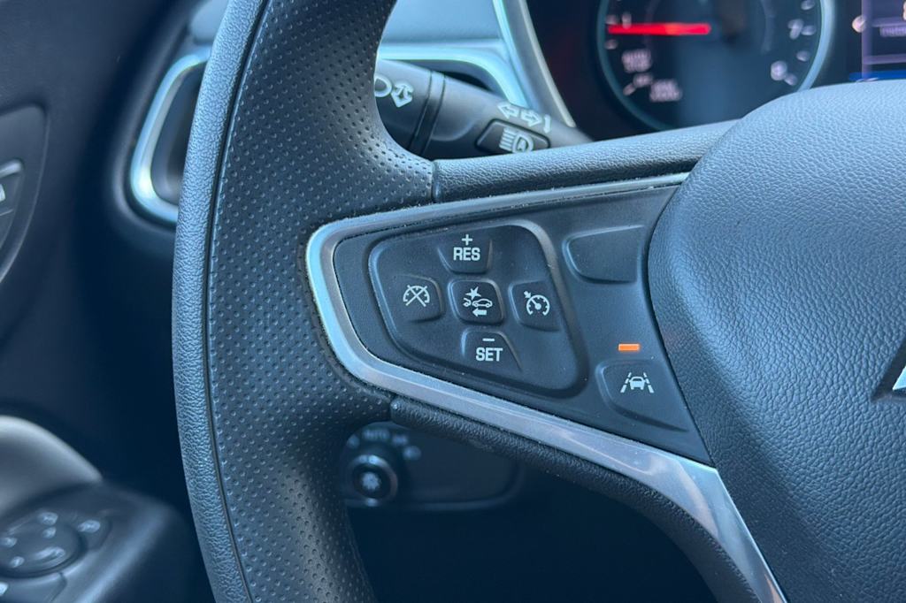 Thumbnail: 2022 Chevrolet Equinox - 29