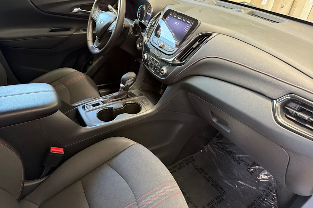 Thumbnail: 2022 Chevrolet Equinox - 12