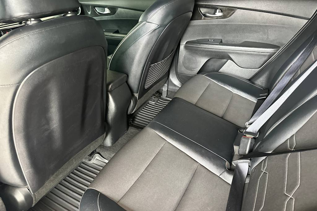 Thumbnail: 2020 Kia Forte - 11