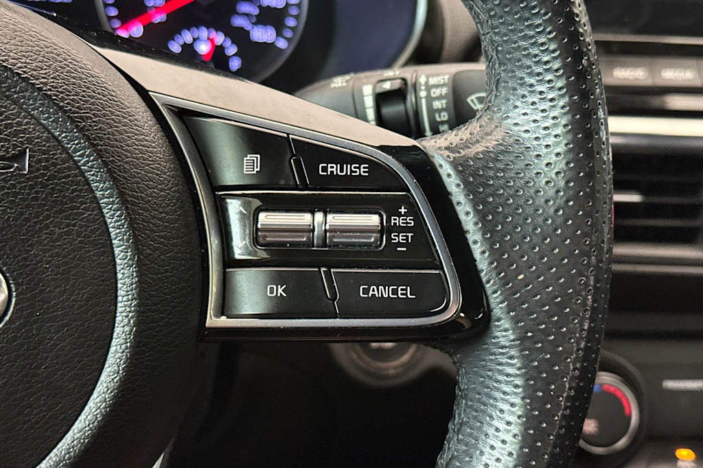 Thumbnail: 2020 Kia Forte - 29