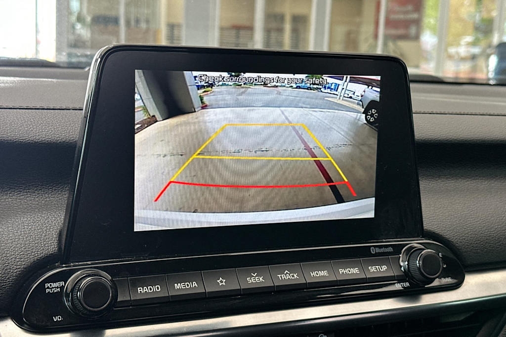 Thumbnail: 2020 Kia Forte - 24