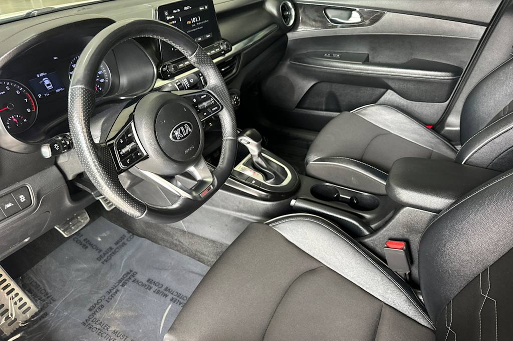 Thumbnail: 2020 Kia Forte - 10