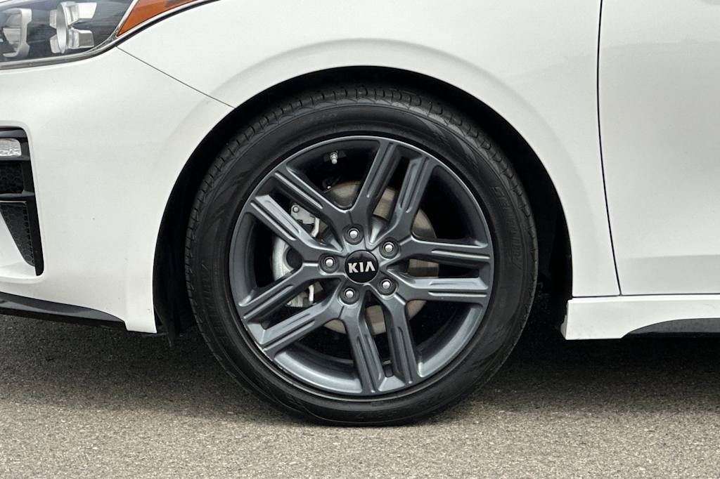 Thumbnail: 2020 Kia Forte - 8