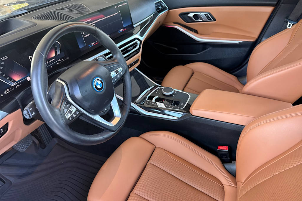 Thumbnail: 2023 BMW 3 Series - 9
