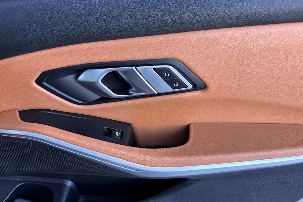 Thumbnail: 2023 BMW 3 Series - 7