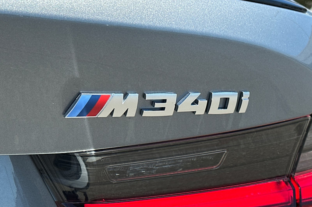 Thumbnail: 2025 BMW 3 Series - 33