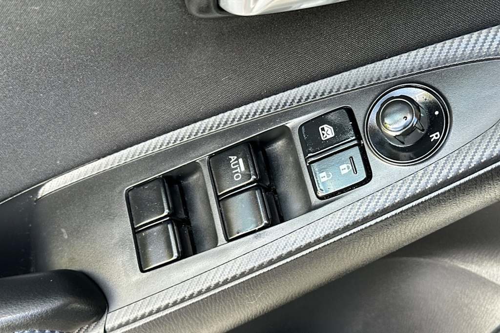 Thumbnail: 2018 Toyota Yaris iA - 22