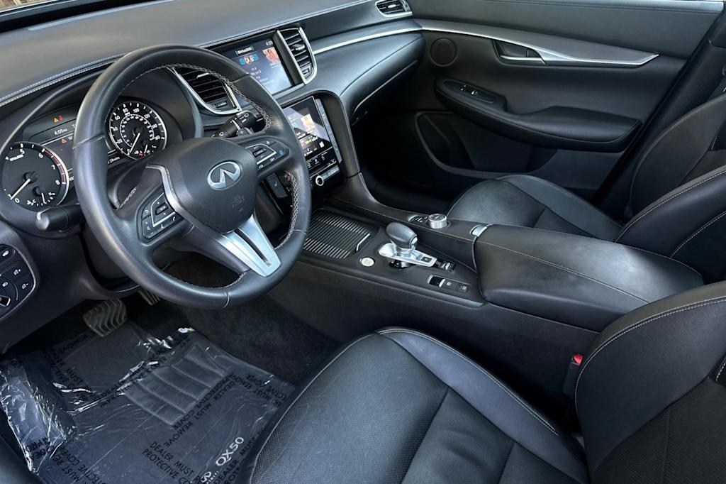 Thumbnail: 2022 INFINITI QX50 - 9