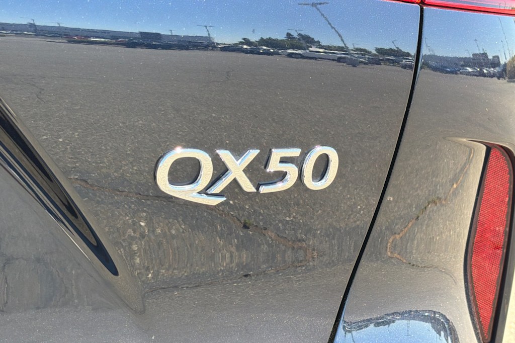 Thumbnail: 2024 INFINITI QX50 - 7