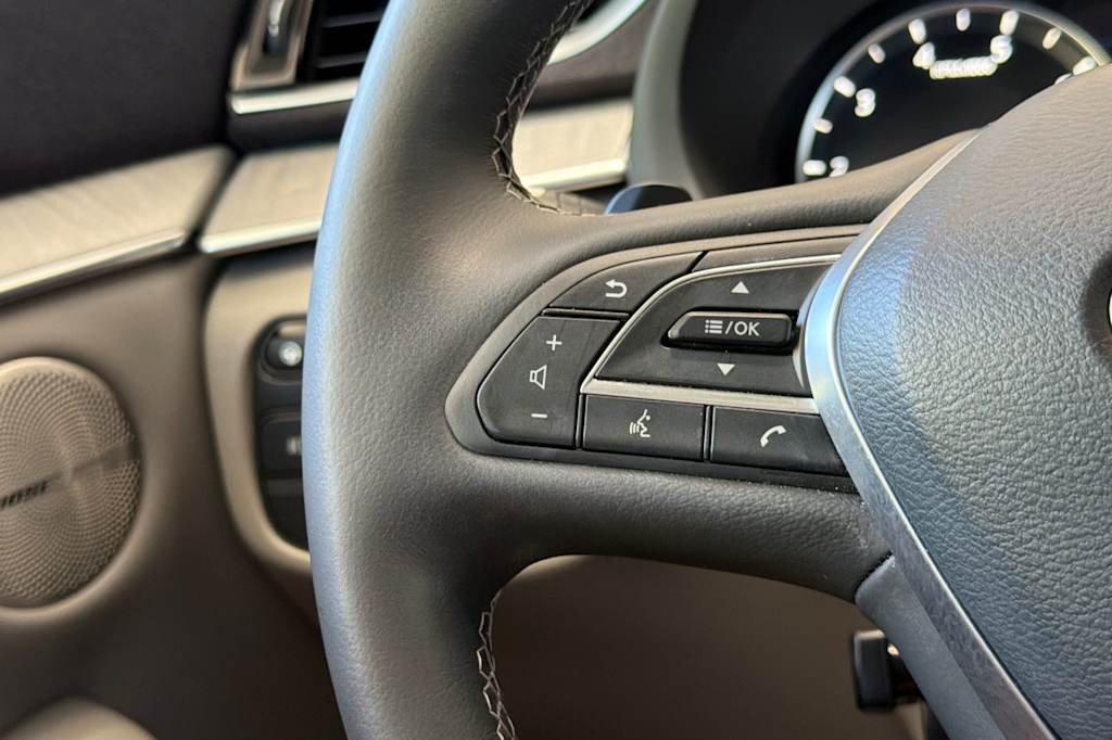 Thumbnail: 2024 INFINITI QX50 - 32