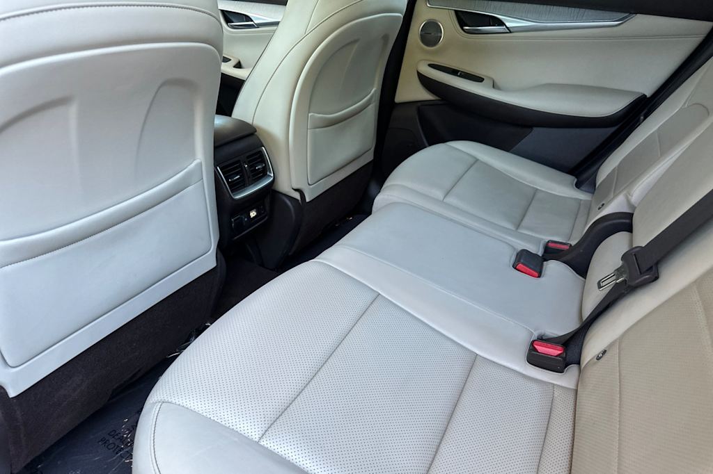 Thumbnail: 2019 INFINITI QX50 - 10
