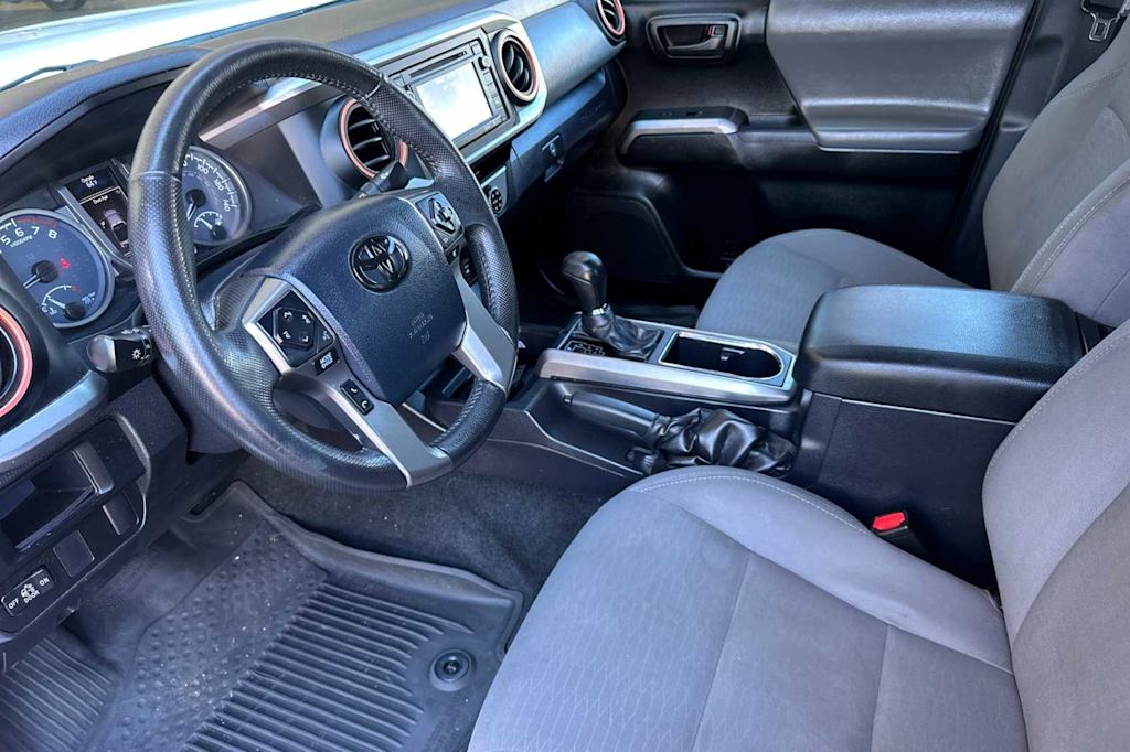 2017 Toyota Tacoma SR5 7