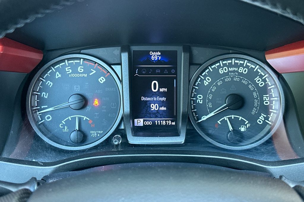 Thumbnail: 2019 Toyota Tacoma - 16